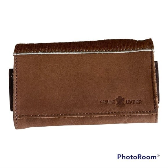 Genuine Leather Wallet with Cow Hide - Wrist Wallet - EUC - Picture 2 of 8